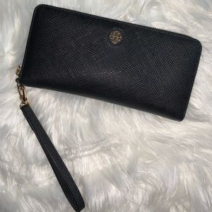 Tory Burch wallet